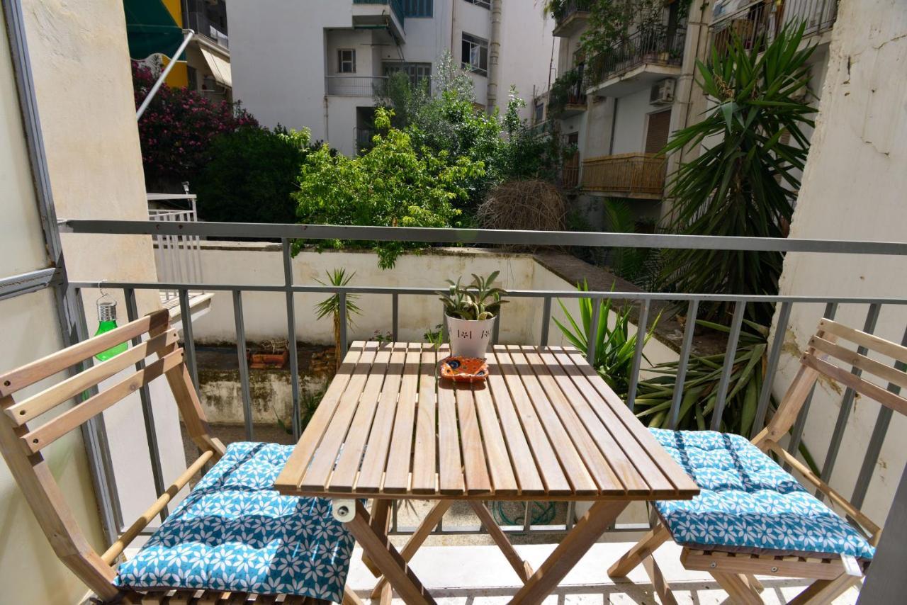 Apartament Athens Cozy Studio 4 Min Walk To The Acropolis Hil Zewnętrze zdjęcie