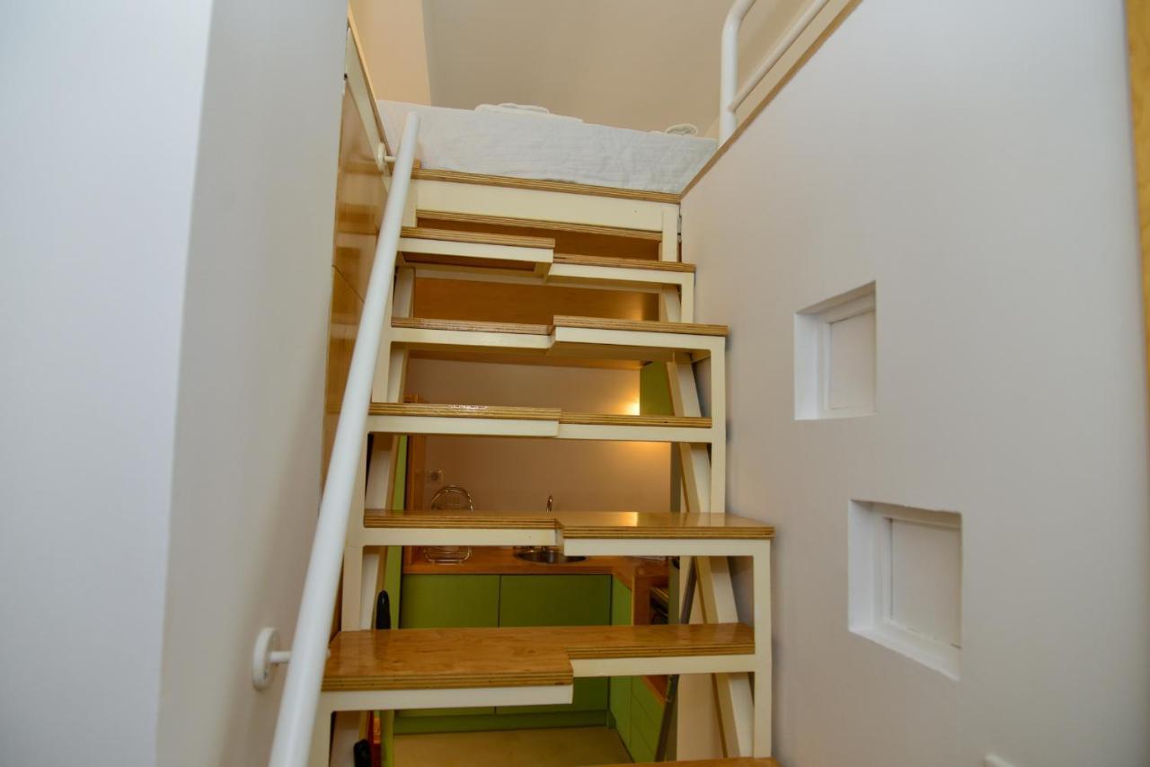 Apartament Athens Cozy Studio 4 Min Walk To The Acropolis Hil Zewnętrze zdjęcie