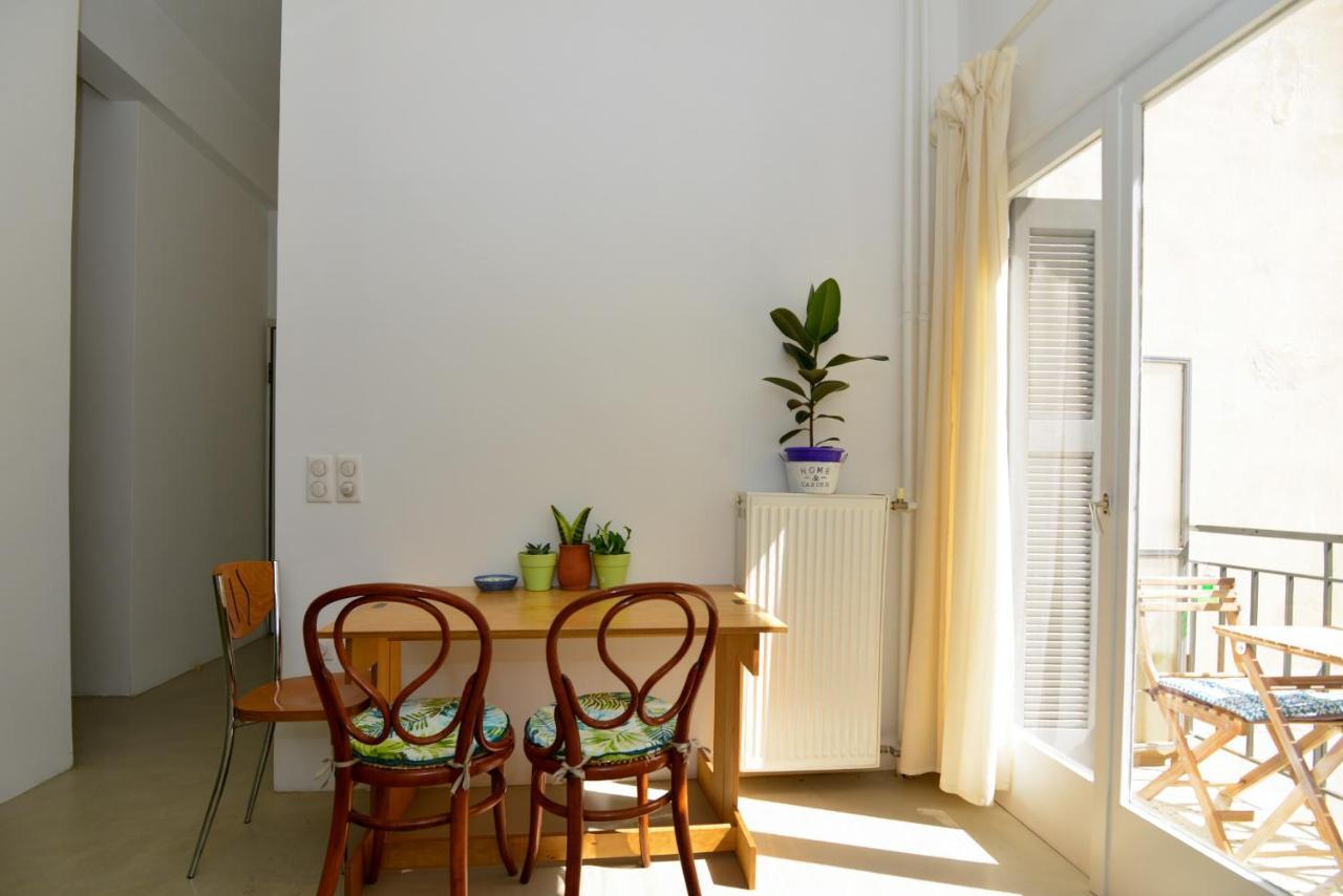 Apartament Athens Cozy Studio 4 Min Walk To The Acropolis Hil Zewnętrze zdjęcie